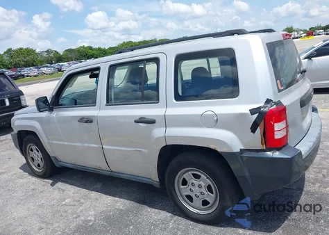 2010 Jeep Patriot Sport из США, поврежденный, VIN 1J4NT2GA6AD573447